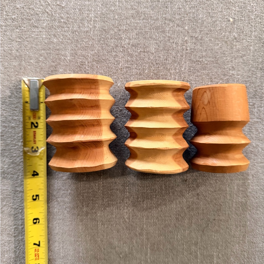 Wooden Napkin Rings Set - Picture 2 of 3